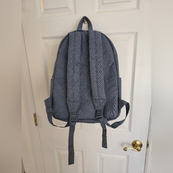 The Herschel Blue Crosshatch Eclipse Backpack - Picture 4 of 16